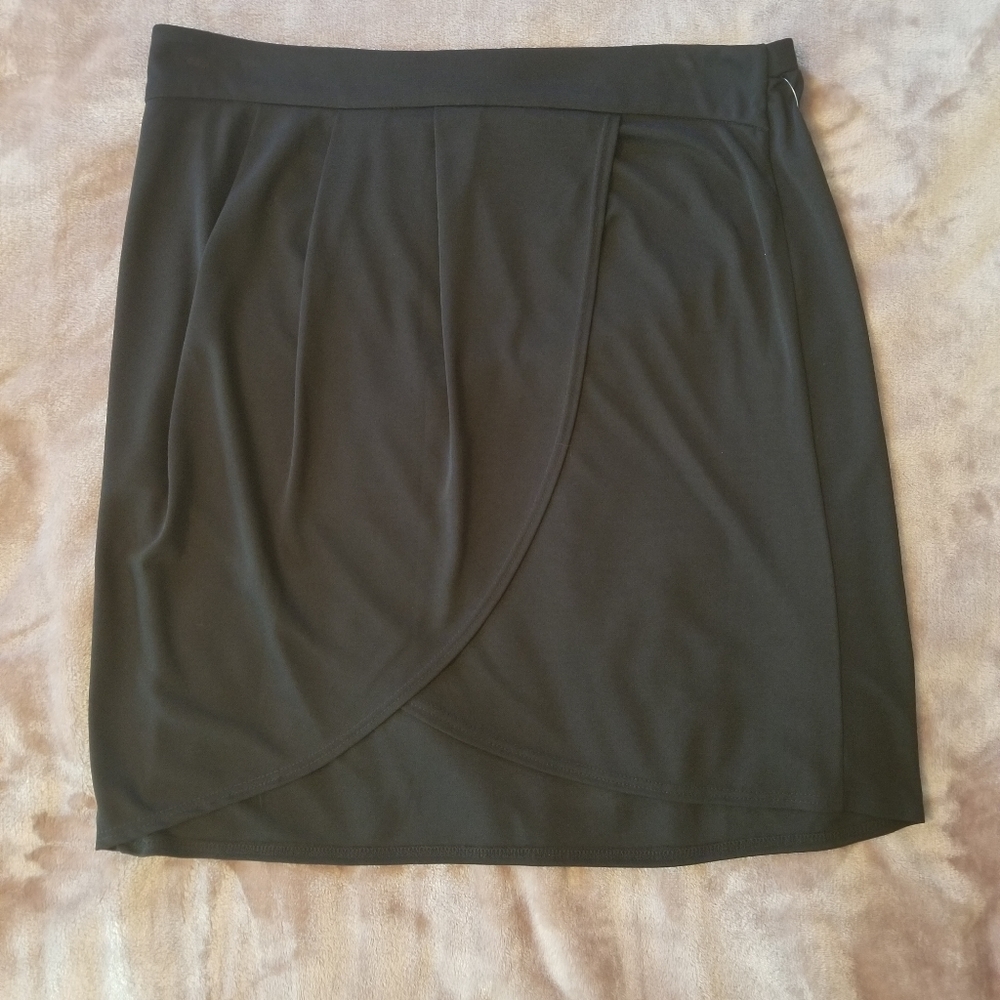 Black Mini Skirt - NY Collection XL